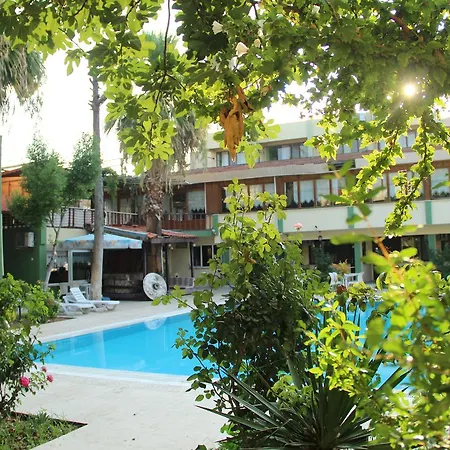 Hotel Pamukkale Yoruk 2*